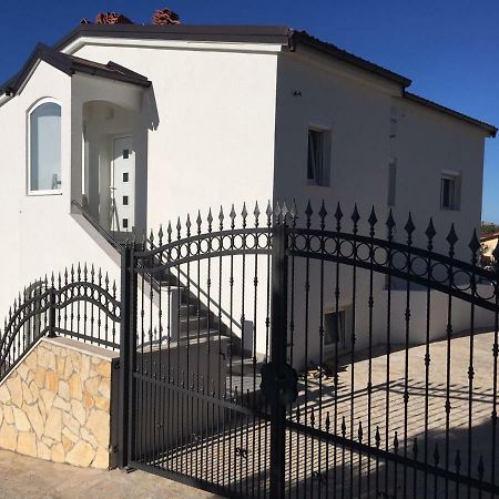 Mara Apartment Rogoznica  Bagian luar foto
