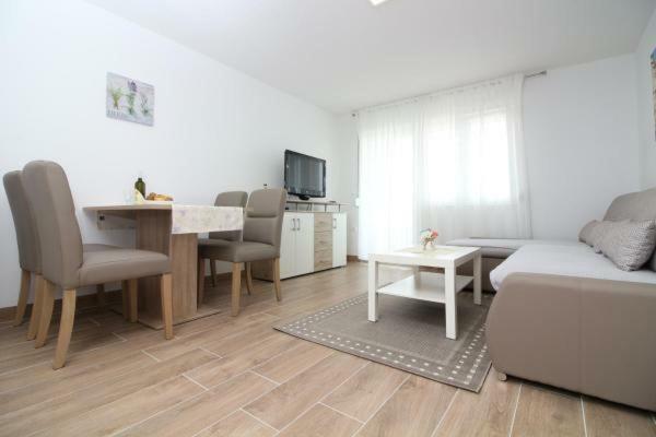 Mara Apartment Rogoznica  Bagian luar foto