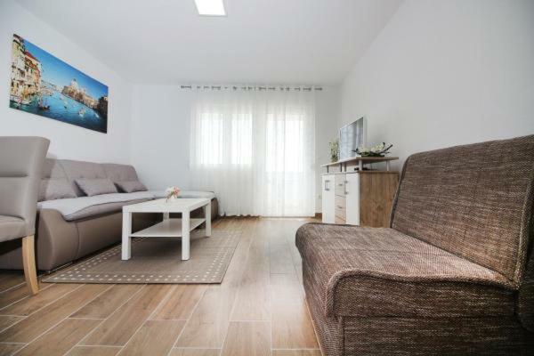Mara Apartment Rogoznica  Bagian luar foto